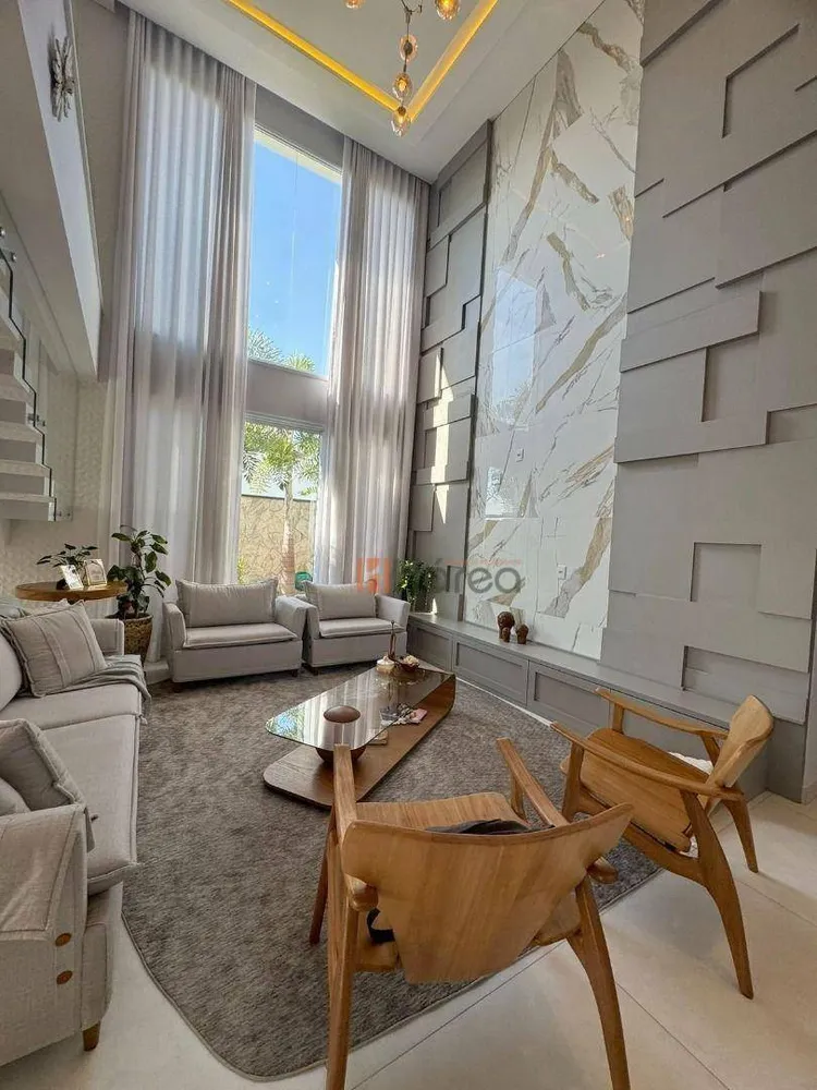 Sobrado, 4 quartos, 402 m² - Foto 1