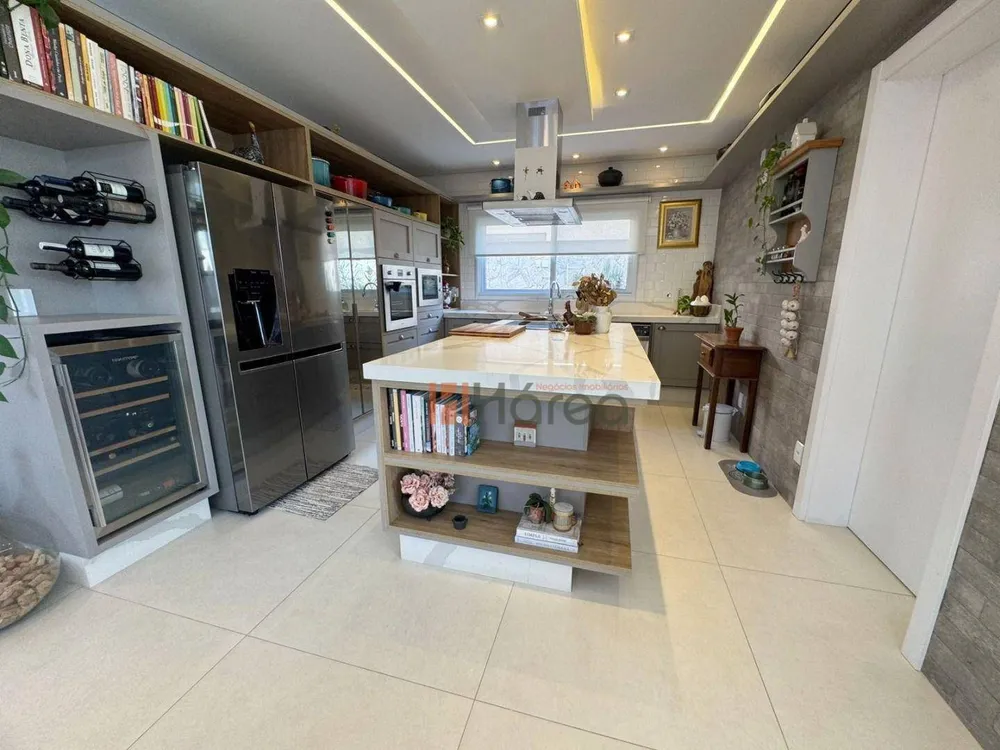 Sobrado, 4 quartos, 402 m² - Foto 8
