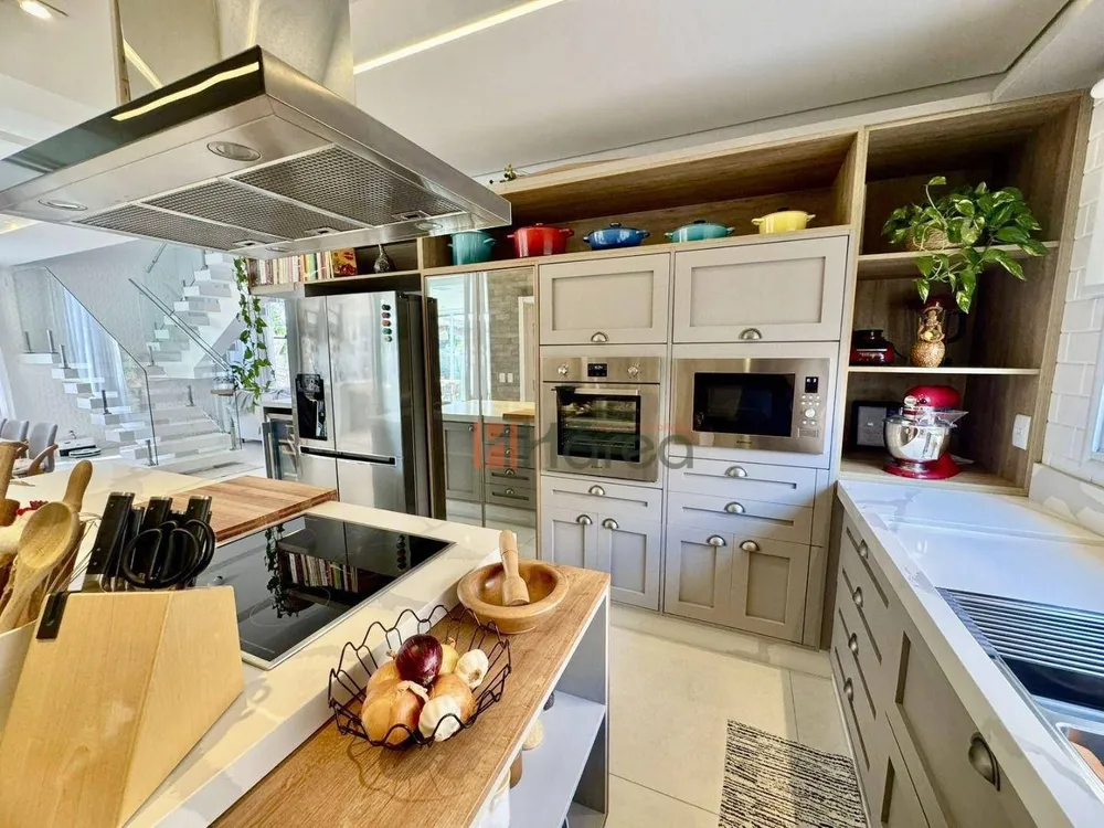 Sobrado, 4 quartos, 402 m² - Foto 6