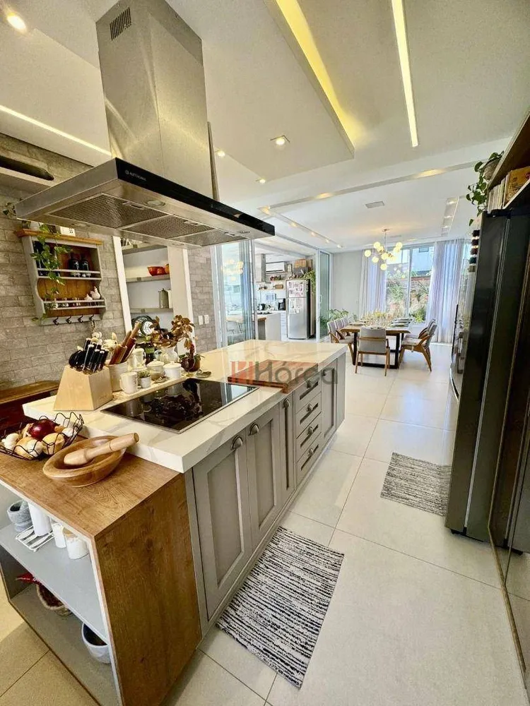 Sobrado, 4 quartos, 402 m² - Foto 14