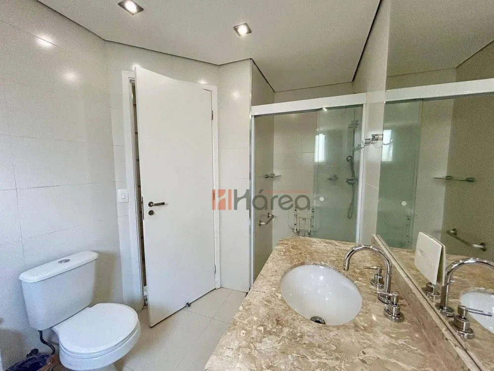 Apartamento, 3 quartos, 196 m² - Foto 11