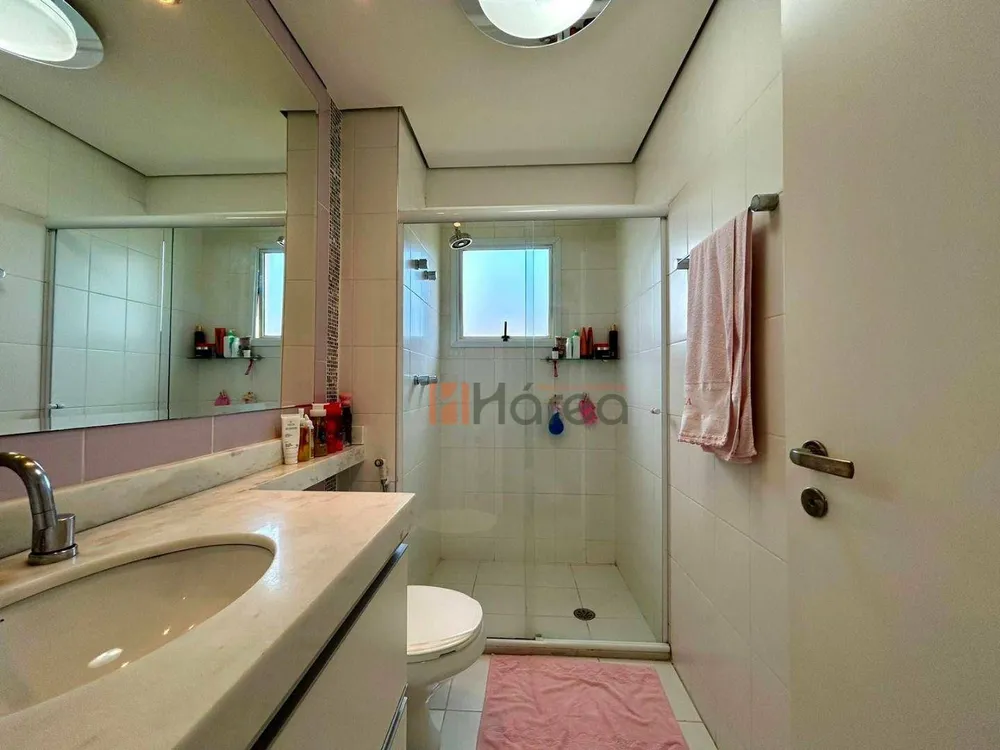 Apartamento, 3 quartos, 196 m² - Foto 12