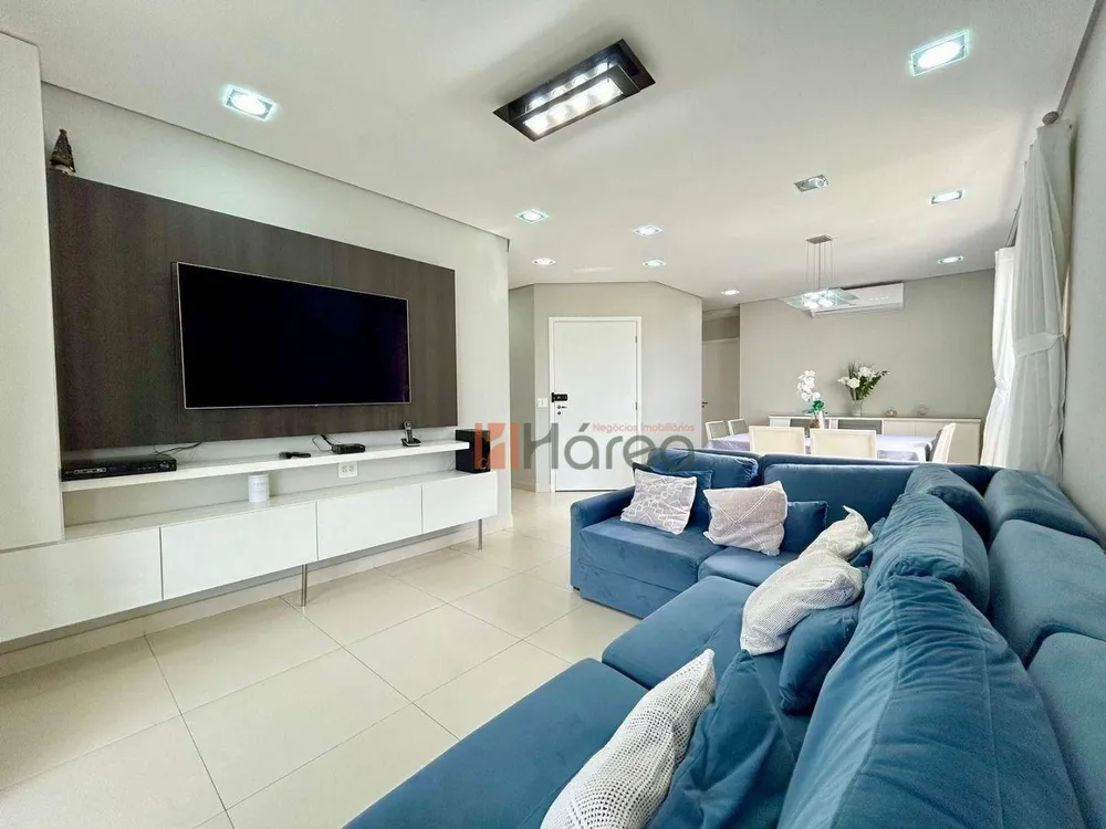 Apartamento, 3 quartos, 196 m² - Foto 1