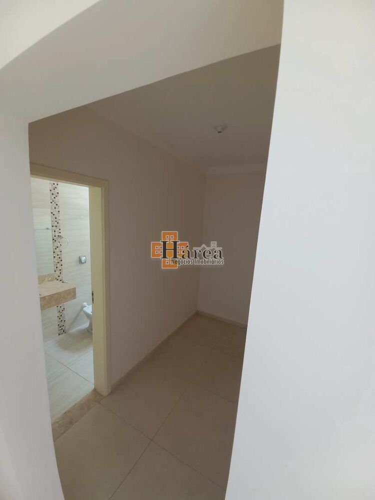Sobrado à venda com 3 quartos, 244m² - Foto 4