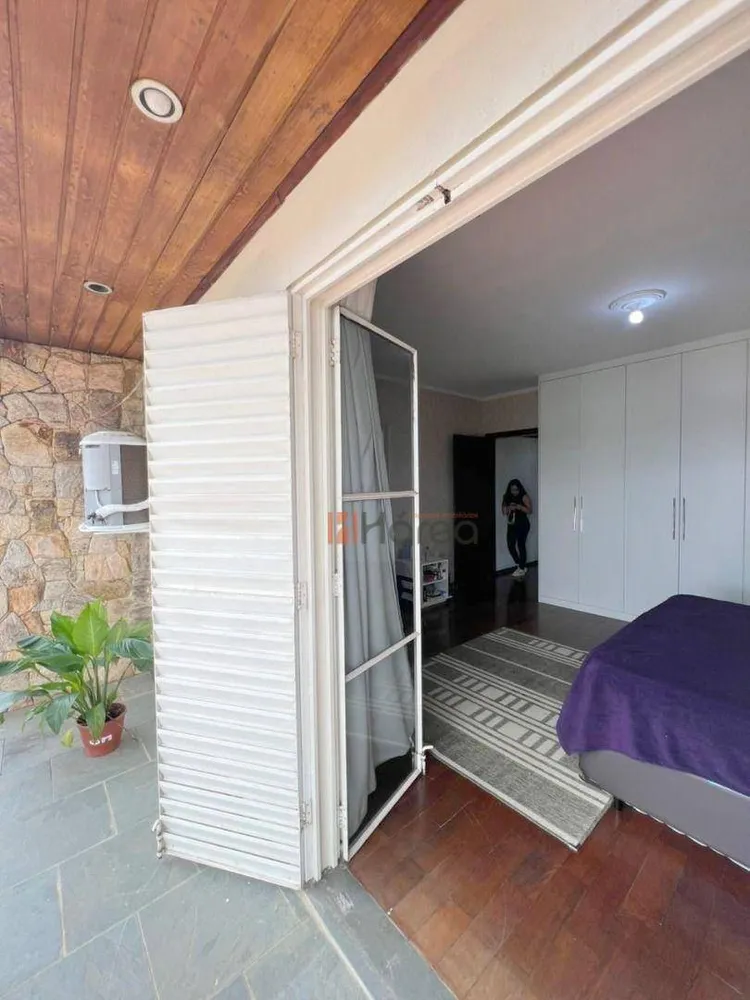 Sobrado, 2 quartos, 201 m² - Foto 2