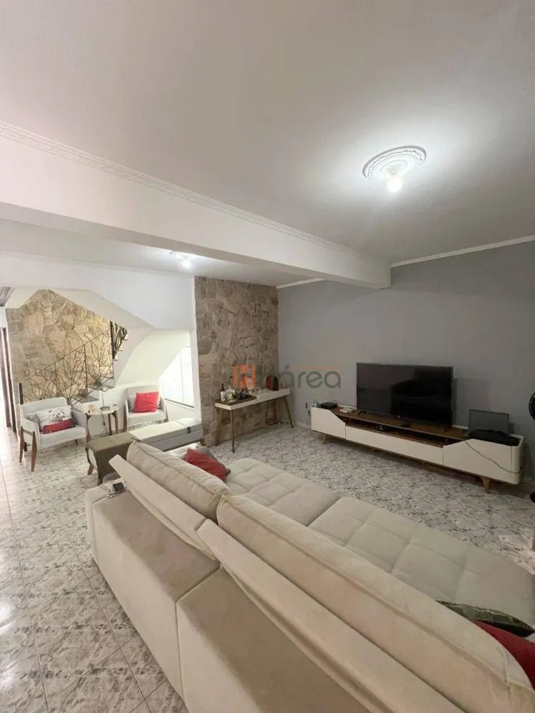 Sobrado, 2 quartos, 201 m² - Foto 6