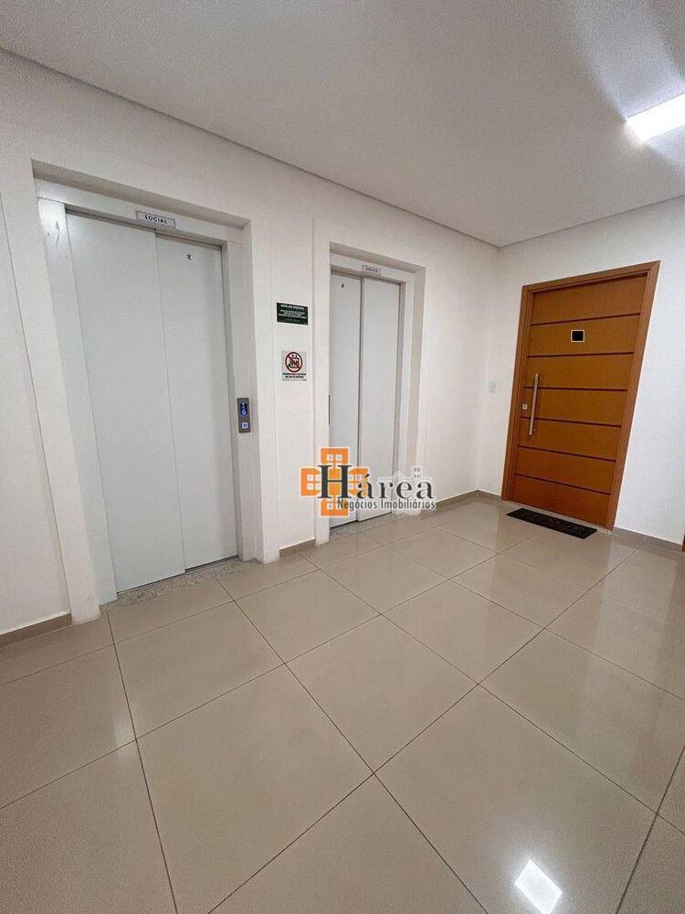 Apartamento à venda com 3 quartos, 81m² - Foto 2