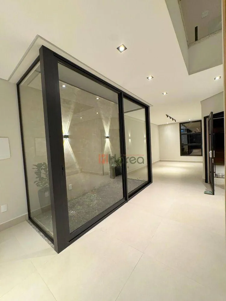 Sobrado, 3 quartos, 208 m² - Foto 9