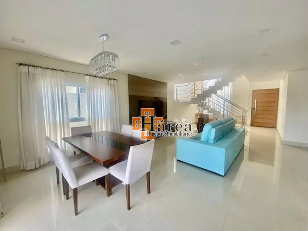 Sobrado, 3 quartos, 330 m² - Foto 1