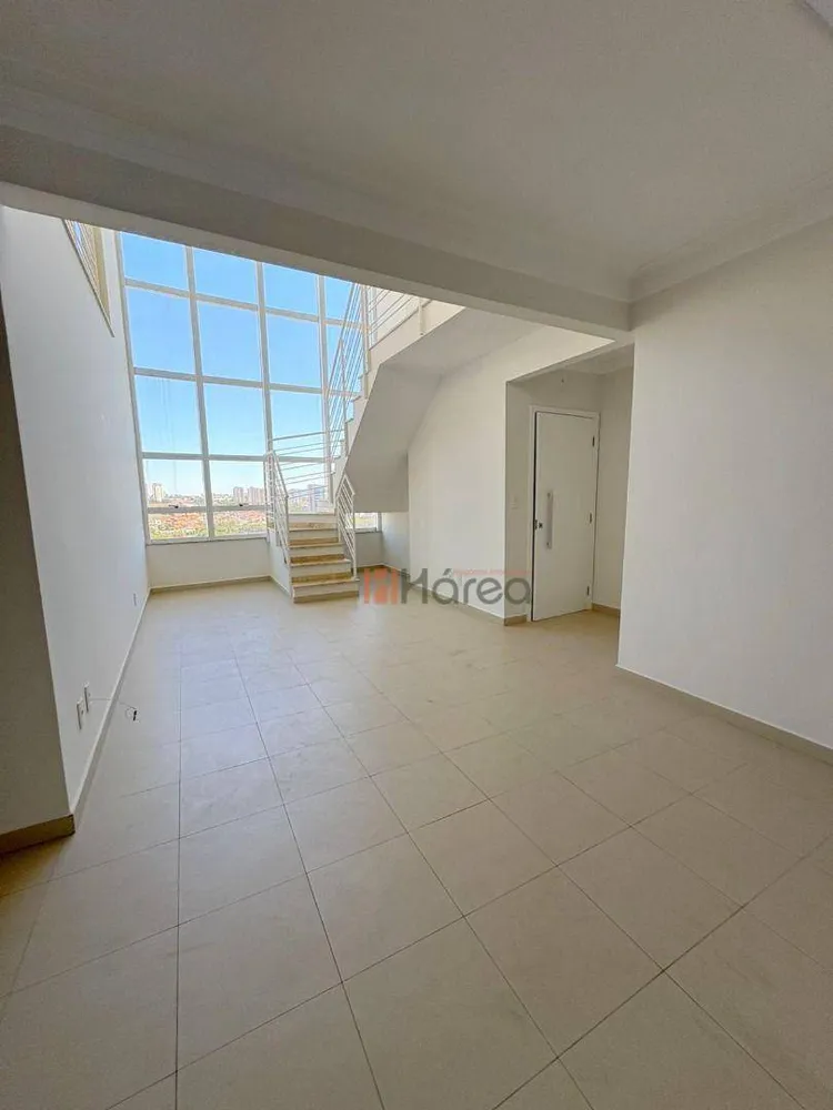 Cobertura, 3 quartos, 158 m² - Foto 2