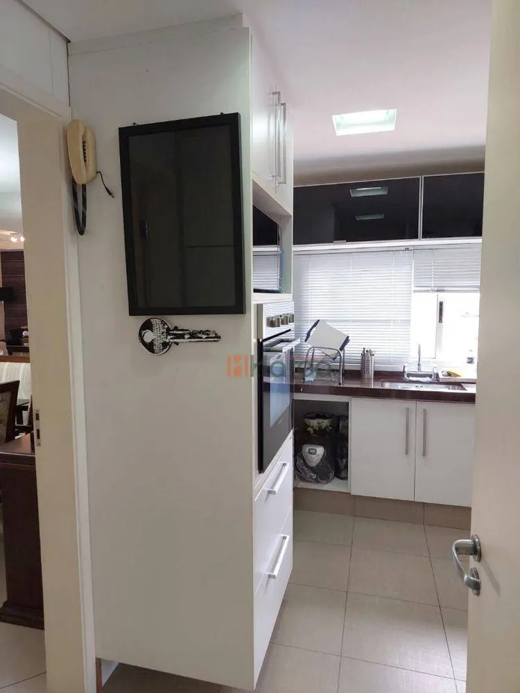 Apartamento, 3 quartos, 143 m² - Foto 2