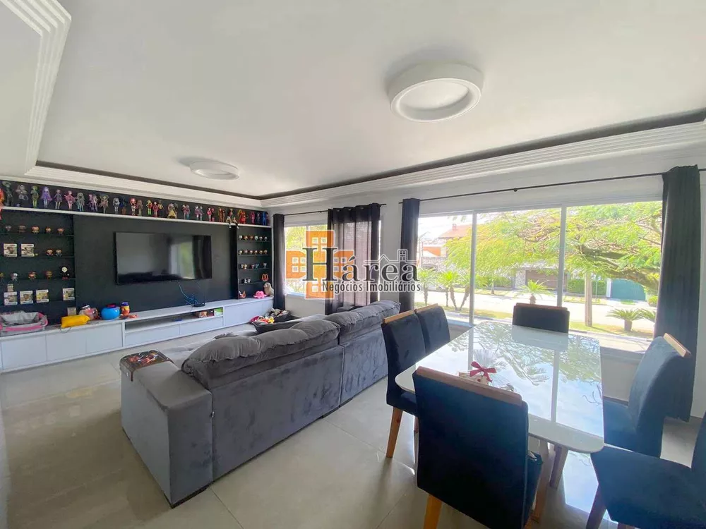 Sobrado à venda com 3 quartos, 295m² - Foto 2