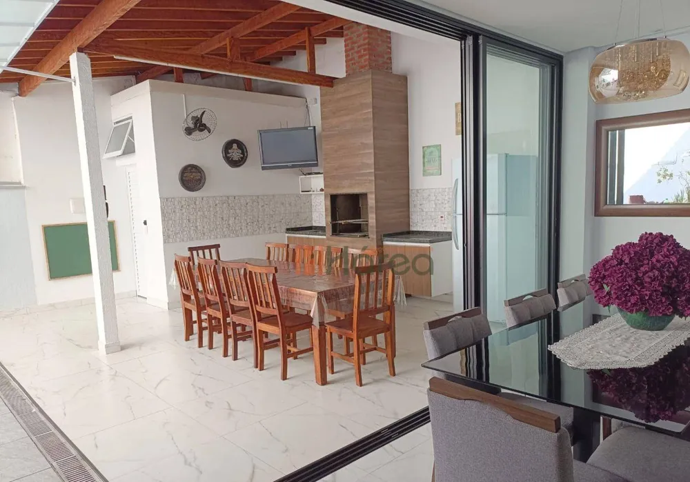 Sobrado, 3 quartos, 259 m² - Foto 5