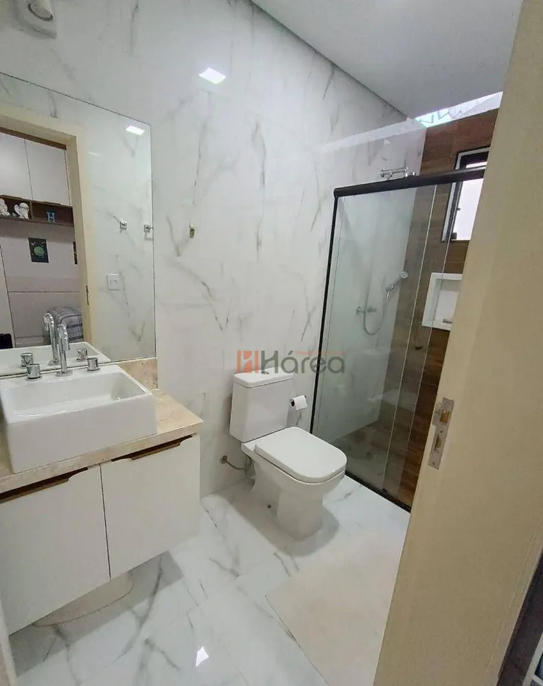 Sobrado, 3 quartos, 259 m² - Foto 2