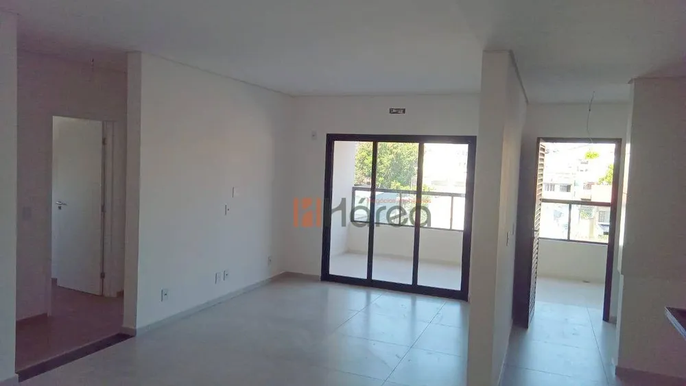 Apartamento, 3 quartos, 112 m² - Foto 2