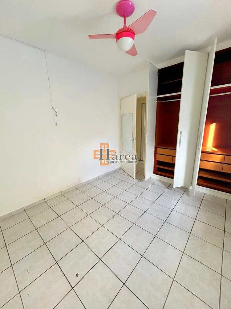 Casa para alugar com 3 quartos, 196m² - Foto 3