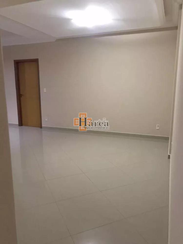 Apartamento à venda com 3 quartos, 112m² - Foto 4