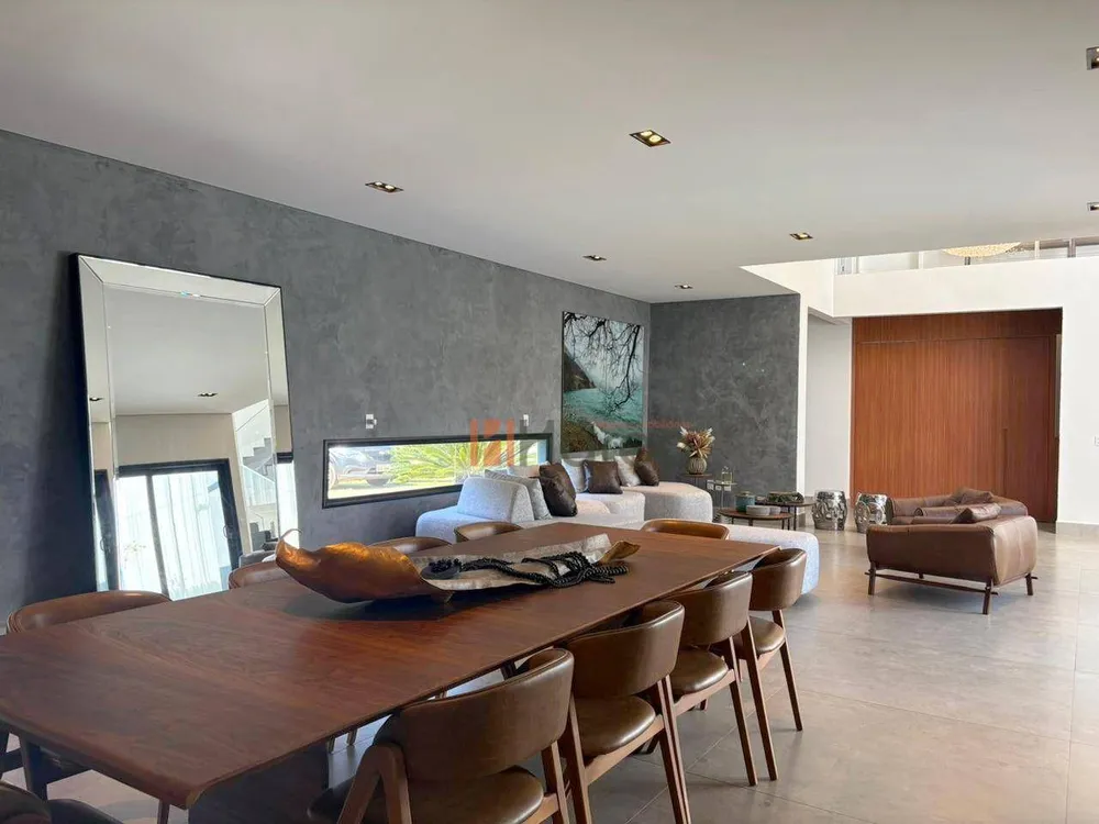 Sobrado, 4 quartos, 505 m² - Foto 1