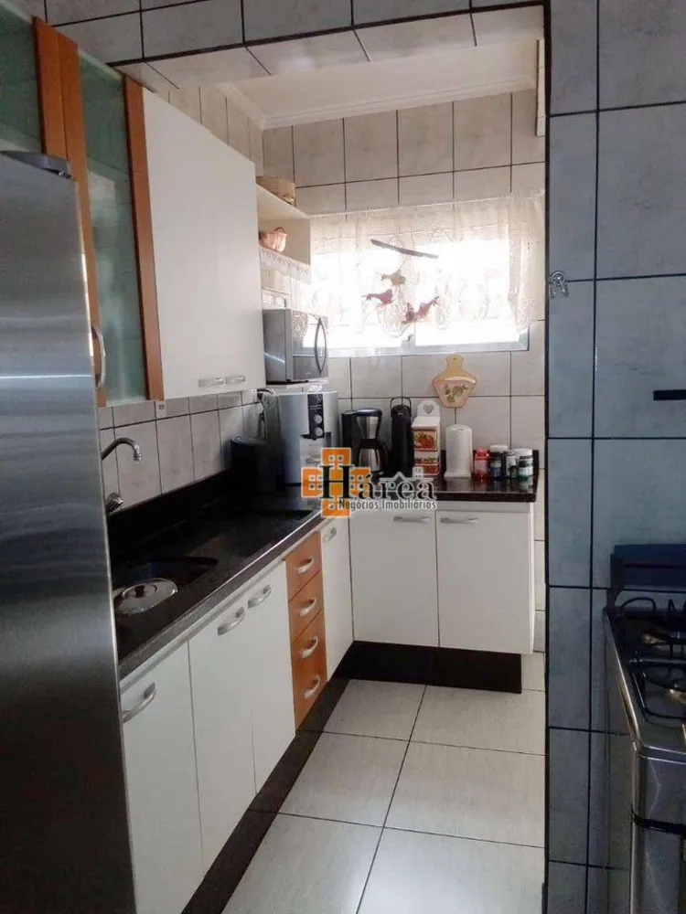 Casa, 3 quartos, 217 m² - Foto 2