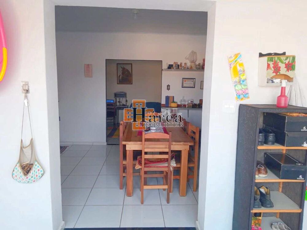 Casa à venda com 3 quartos, 179m² - Foto 6