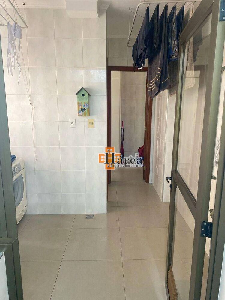 Apartamento à venda com 3 quartos, 151m² - Foto 9