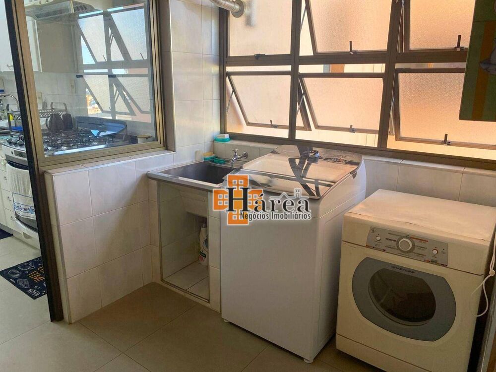 Apartamento à venda com 3 quartos, 151m² - Foto 8
