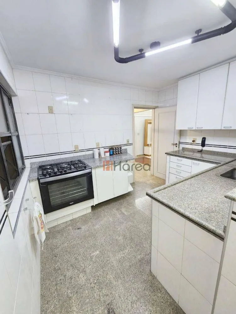 Apartamento, 3 quartos, 244 m² - Foto 8