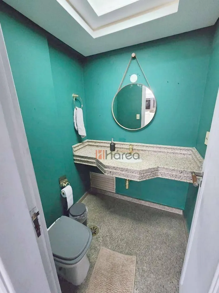 Apartamento, 3 quartos, 244 m² - Foto 1