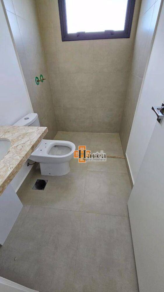 Apartamento, 3 quartos, 131 m² - Foto 2
