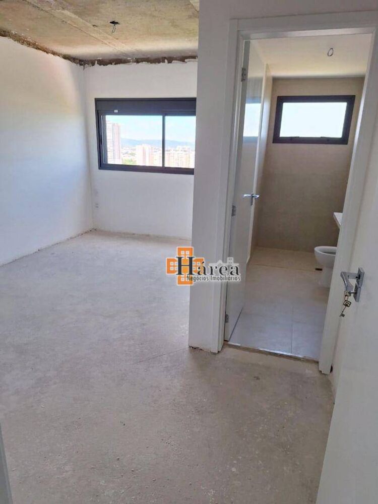 Apartamento, 3 quartos, 131 m² - Foto 1