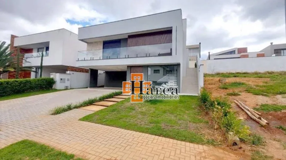 Sobrado, 3 quartos, 294 m² - Foto 1