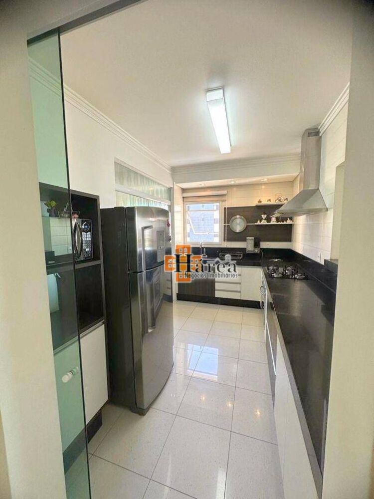 Apartamento à venda com 3 quartos, 105m² - Foto 15