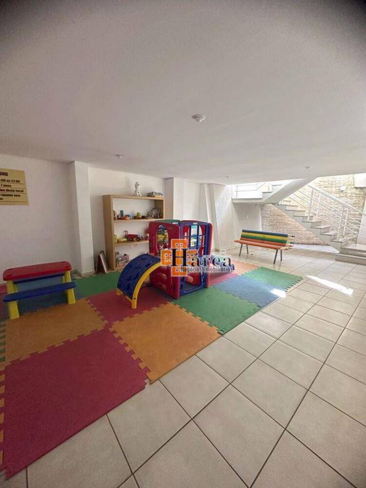 Apartamento à venda com 3 quartos, 105m² - Foto 18