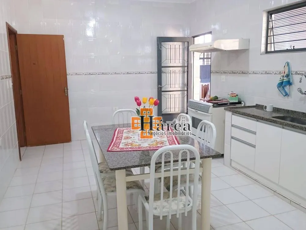 Casa, 3 quartos, 307 m² - Foto 3