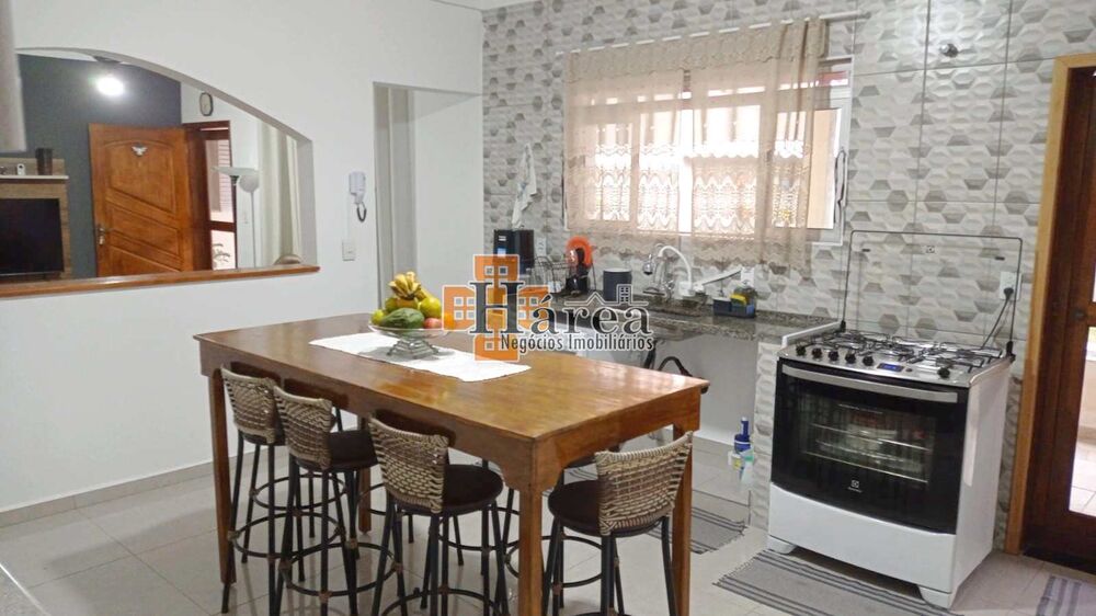 Casa à venda com 2 quartos, 190m² - Foto 9