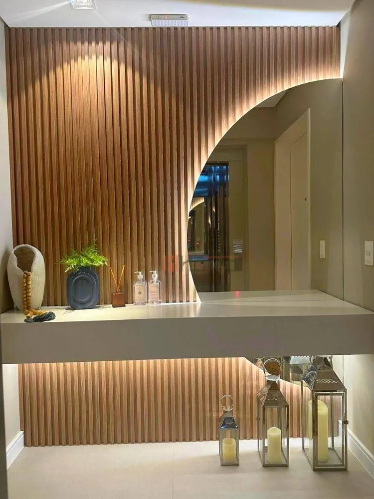 Apartamento, 3 quartos, 156 m² - Foto 1