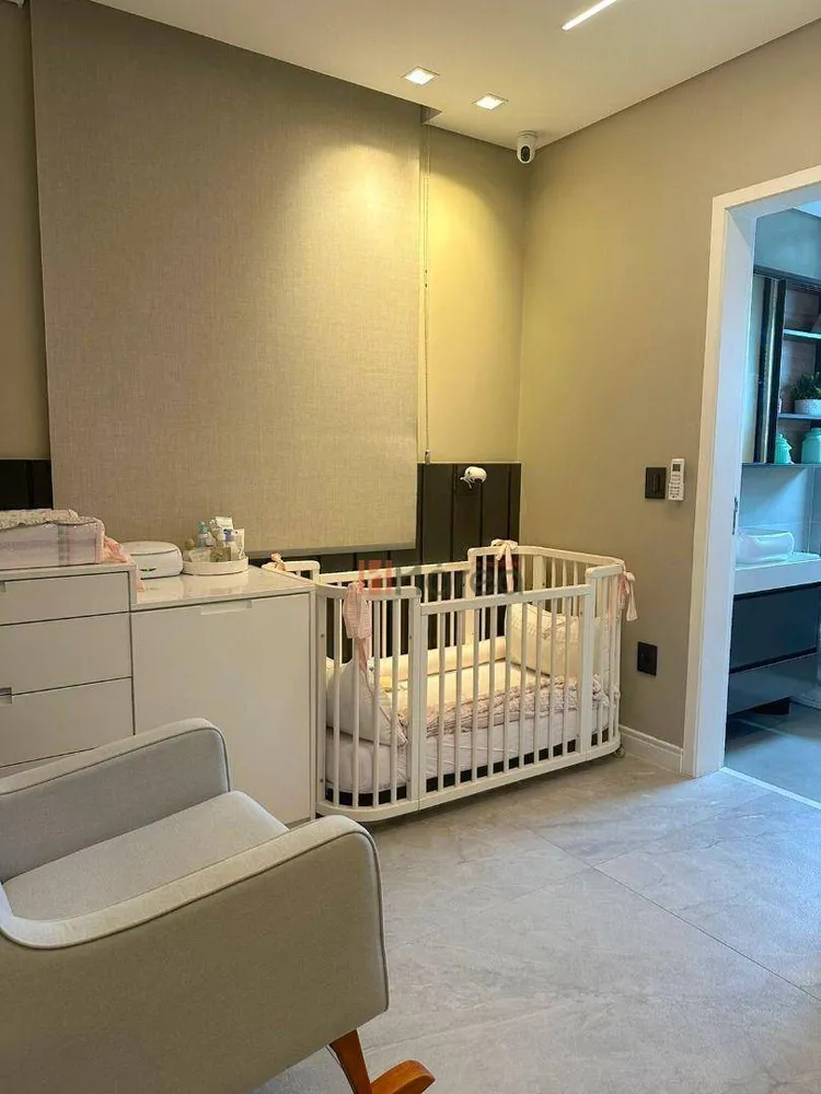 Apartamento, 3 quartos, 156 m² - Foto 8