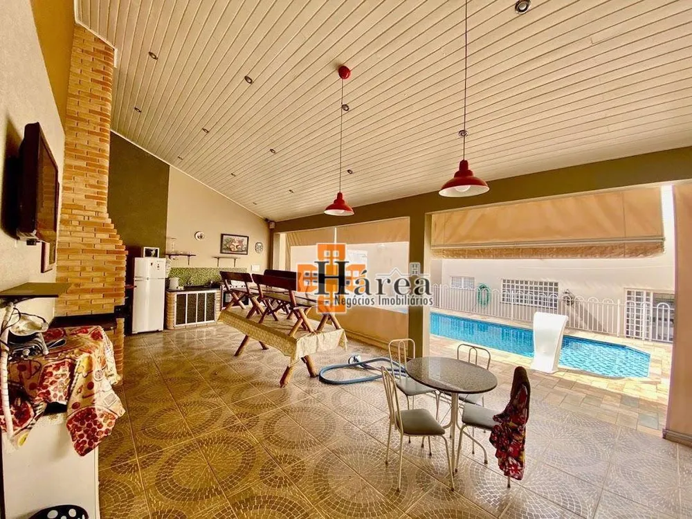 Sobrado, 3 quartos, 304 m² - Foto 11