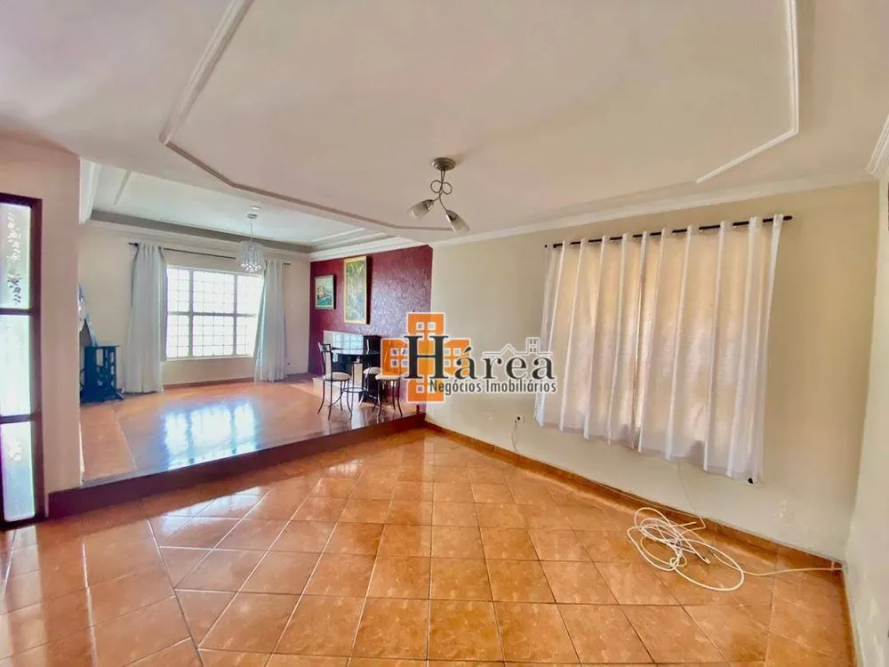 Sobrado, 3 quartos, 304 m² - Foto 2