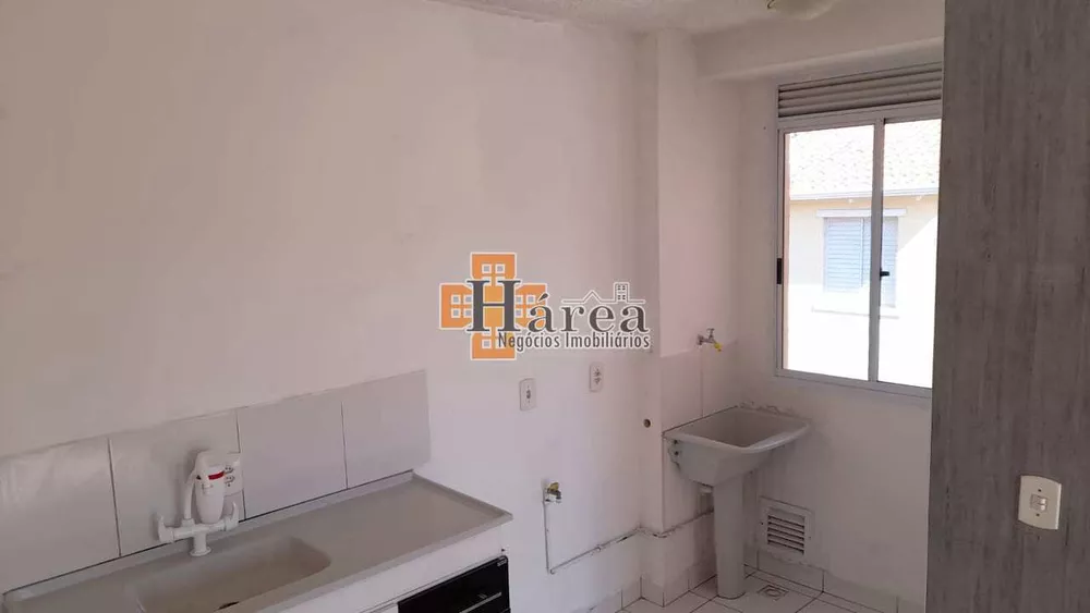 Apartamento à venda com 2 quartos, 45m² - Foto 2