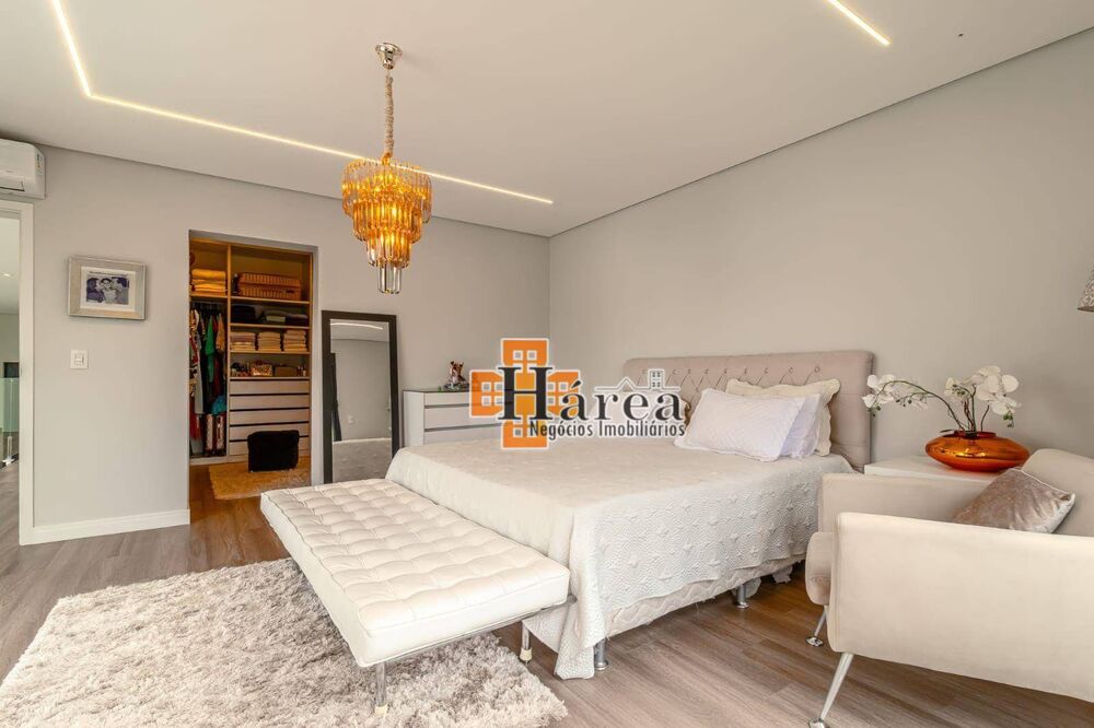 Sobrado, 3 quartos, 299 m² - Foto 5