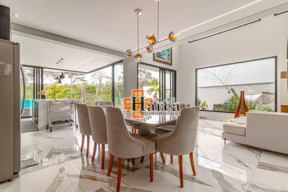 Sobrado, 3 quartos, 299 m² - Foto 3