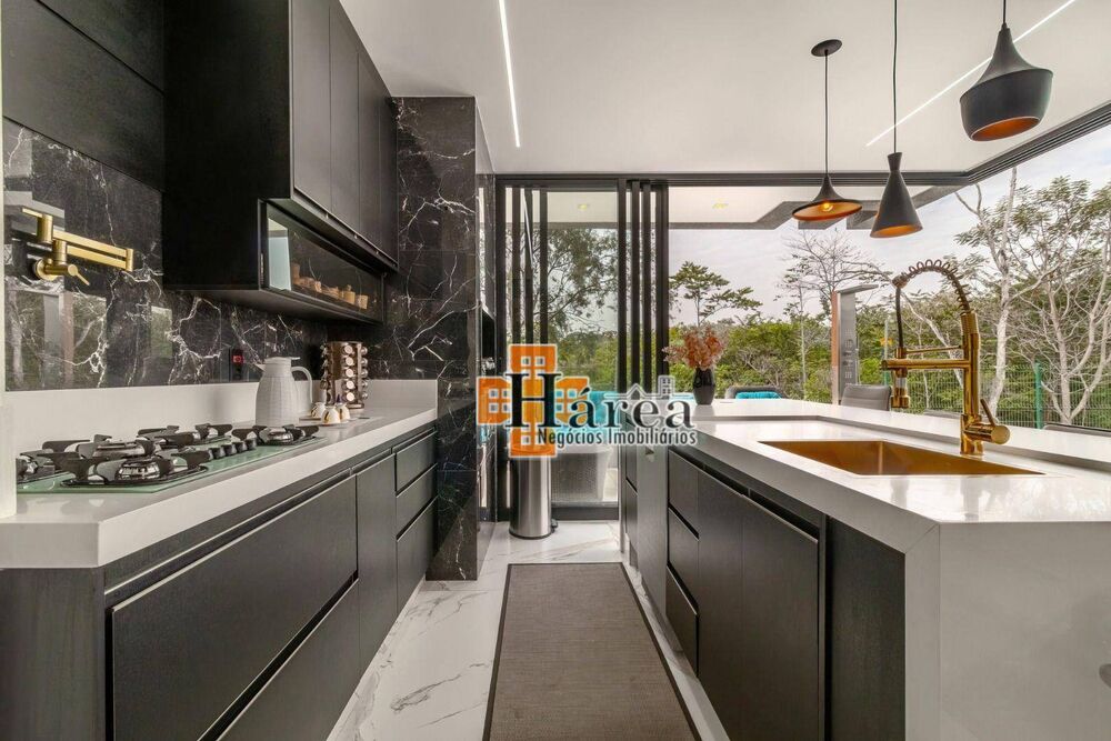 Sobrado, 3 quartos, 299 m² - Foto 8