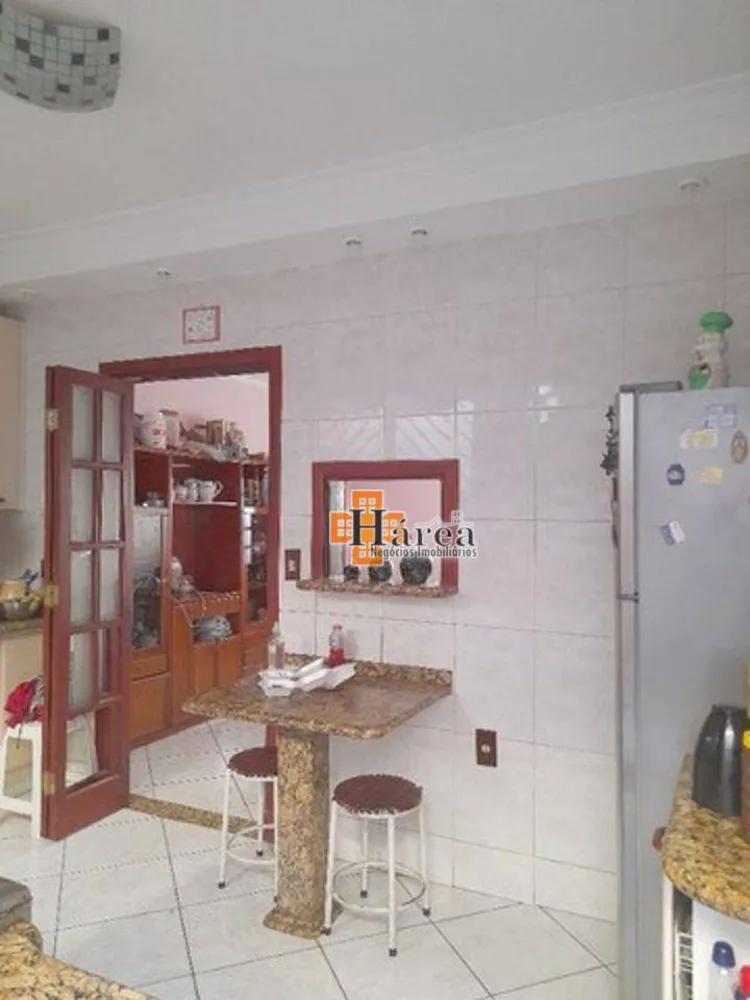 Casa, 3 quartos, 272 m² - Foto 10