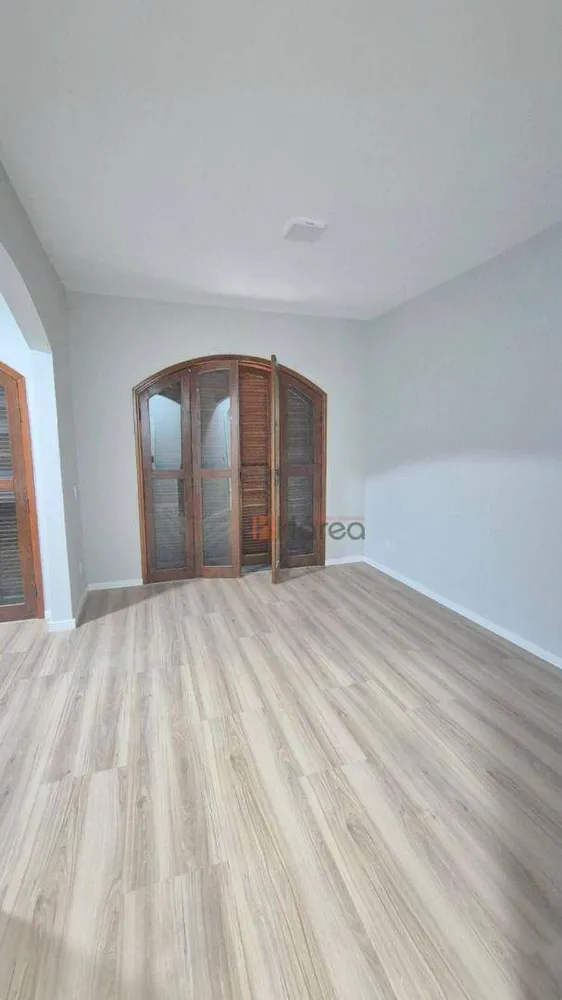 Sobrado, 3 quartos, 337 m² - Foto 6