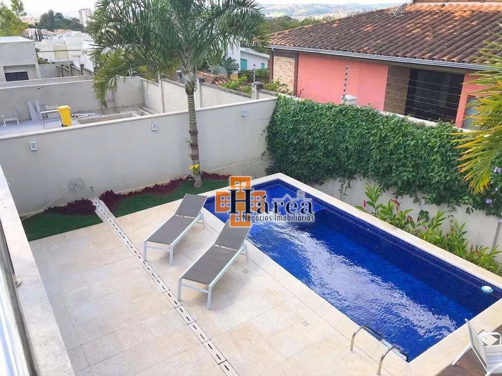 Sobrado, 3 quartos, 320 m² - Foto 1
