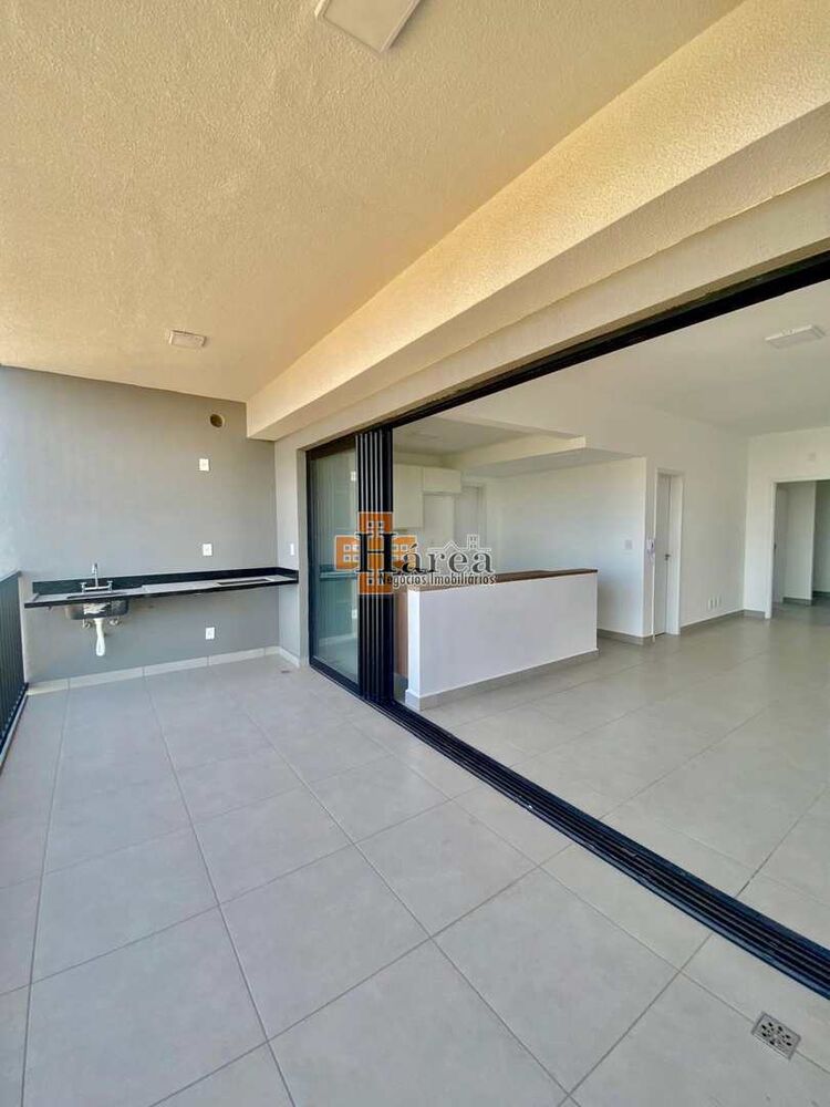 Apartamento à venda e aluguel com 3 quartos, 125m² - Foto 3