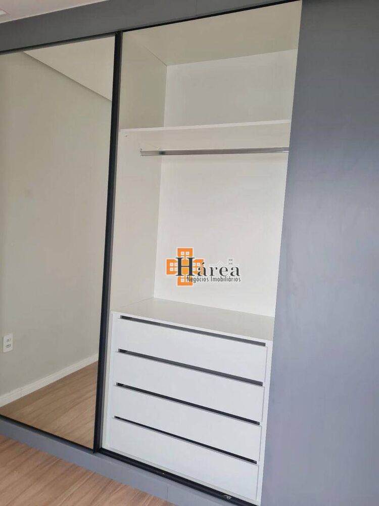 Apartamento à venda com 3 quartos, 111m² - Foto 3