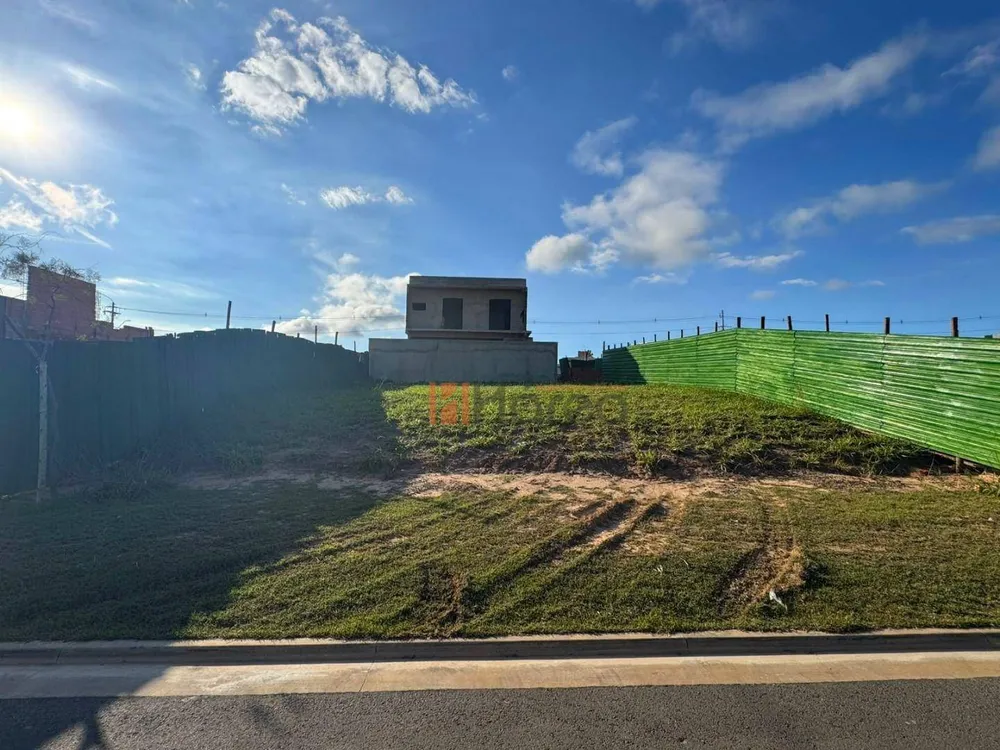 Loteamento e Condomínio, 301 m² - Foto 1