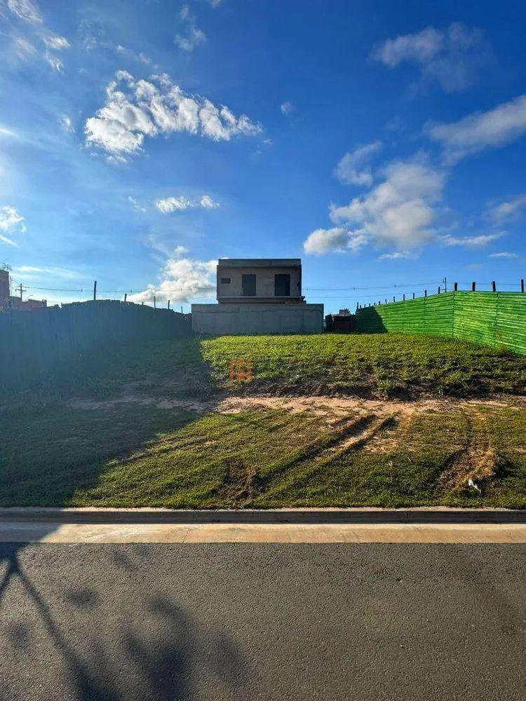 Loteamento e Condomínio, 301 m² - Foto 2